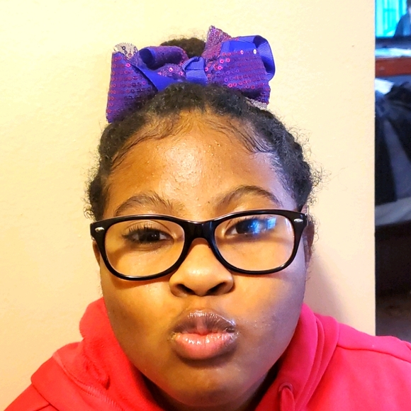 Bows - Picture 1 of 4